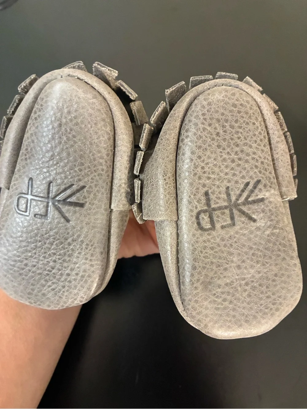 Freshly Picked Baby Shoes Moccasins grey- Size 2